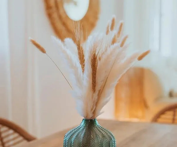 Con Gran Terraza Junto A La Playa * Torremolinos