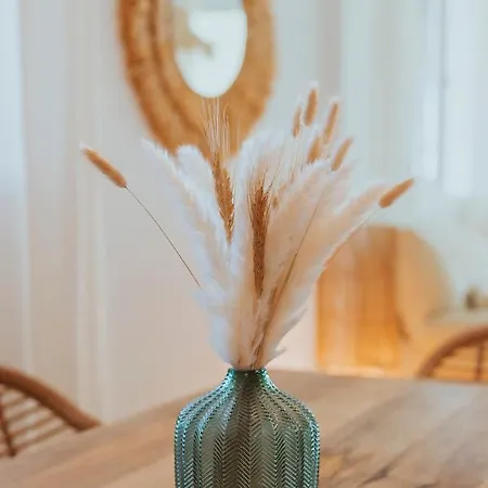 Con Gran Terraza Junto A La Playa * Torremolinos