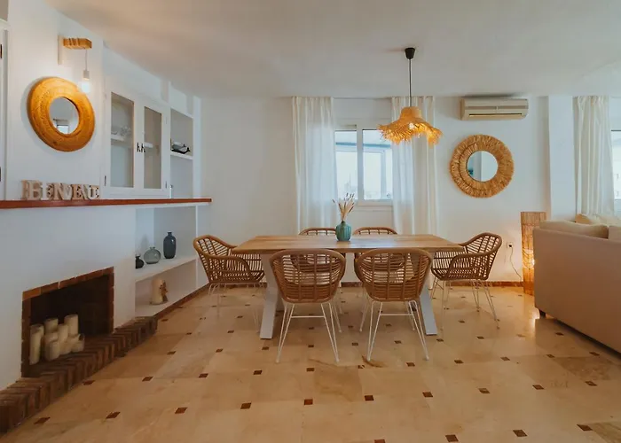 Con Gran Terraza Junto A La Playa * Τορρεμολίνος