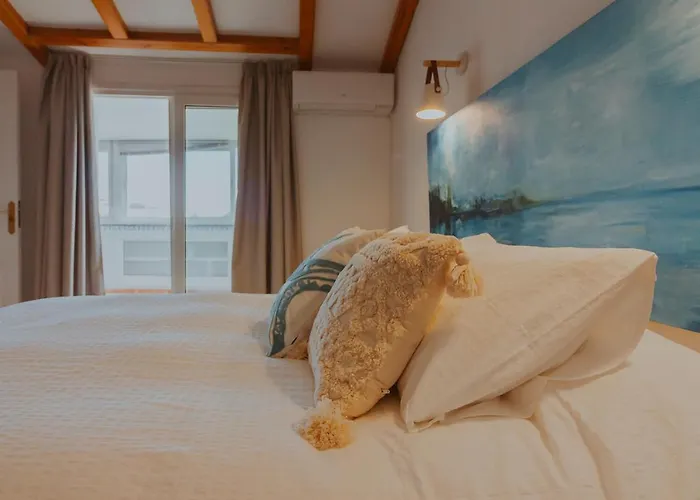 Apartamento Con Gran Terraza Junto A La Playa *