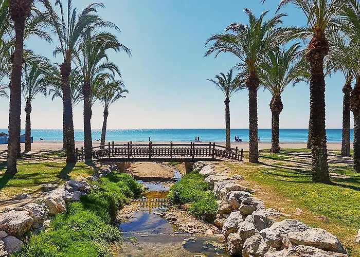 Apartamento Con Gran Terraza Junto A La Playa Torremolinos