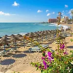 Con Gran Terraza Junto A La Playa * Torremolinos